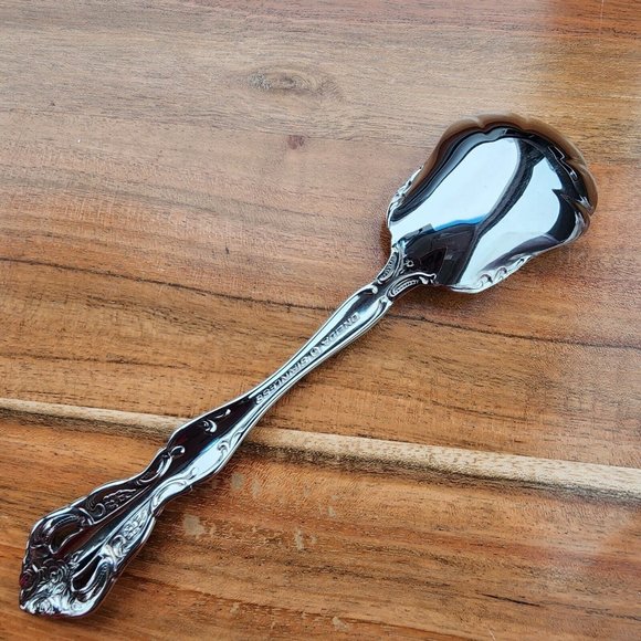 Oneida Michelangelo Stainless Shell Sugar Spoon 6" heirloom glossy - Picture 5 of 5